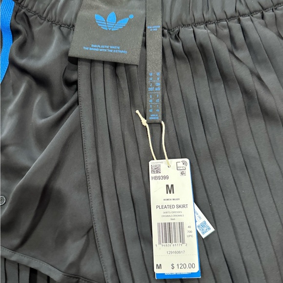 NWT Adidas Blue Version Black Pleated Skirt with Blue 3 Stripes details sz M - Picture 8 of 13